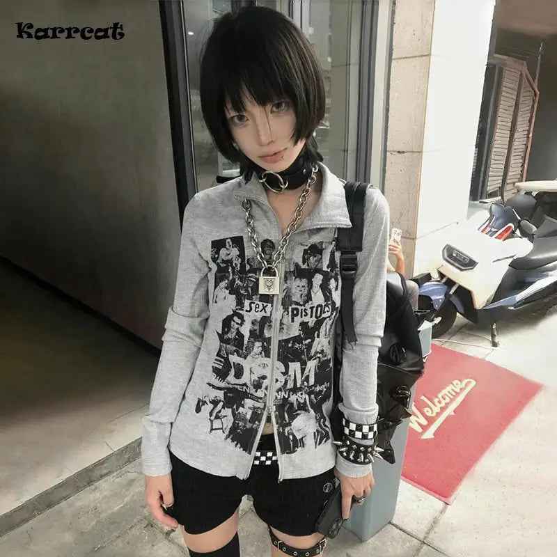Grunge Graffiti Print Zipper T-Shirt