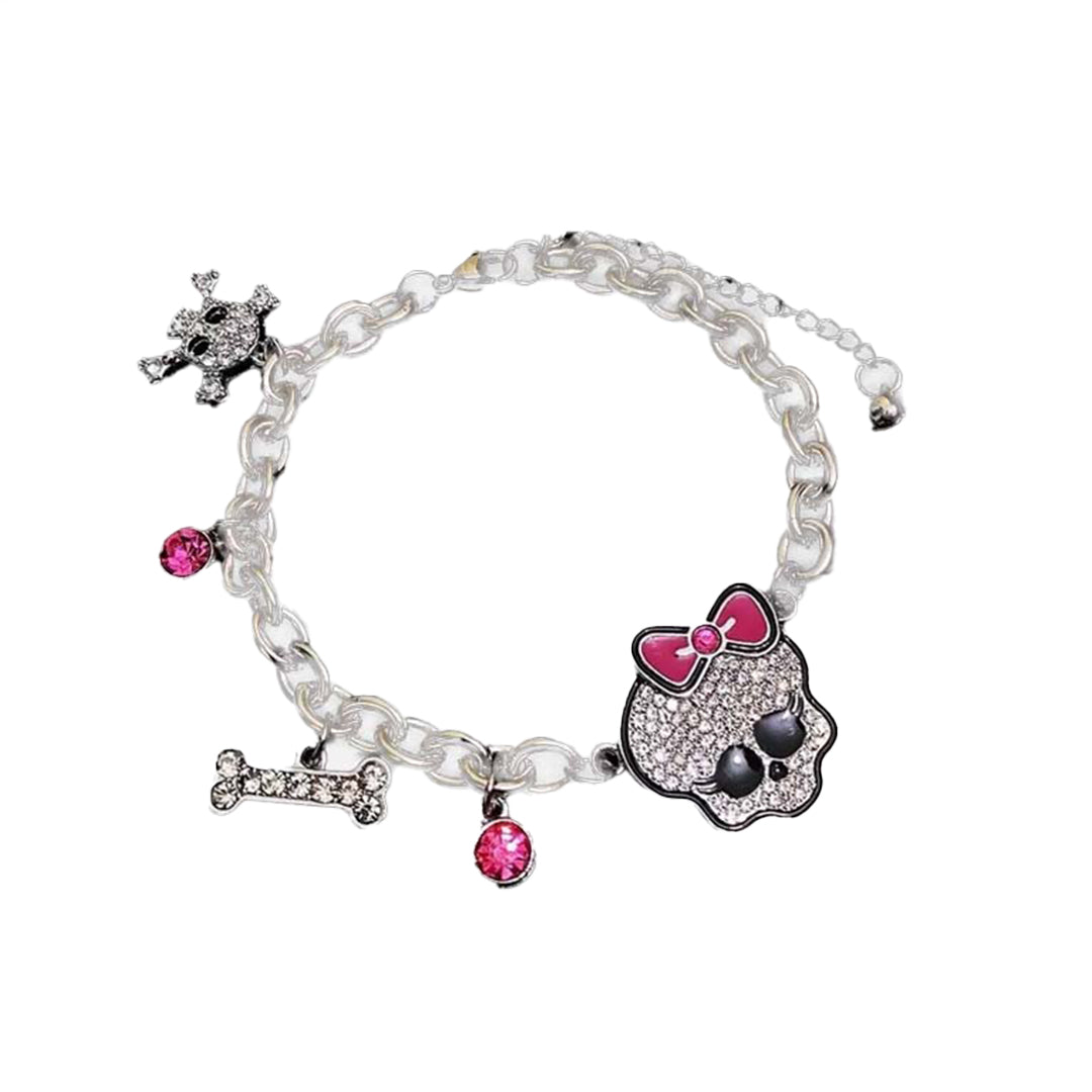 A Skull Necklace From Oradola.
