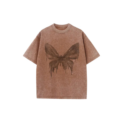 Camiseta lavada con mariposa grunge