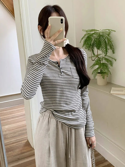 Stripped Long-sleeved T-shirt