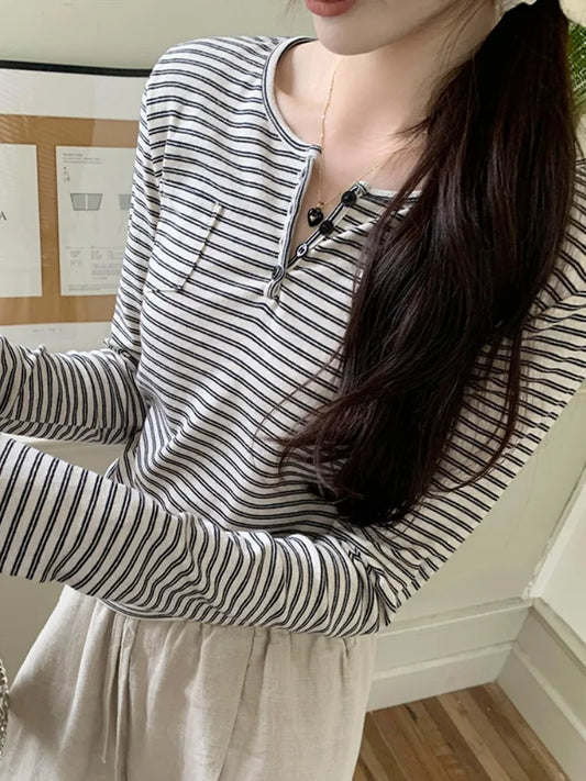 Stripped Long-sleeved T-shirt
