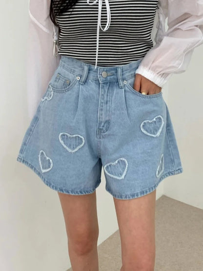 Pantalones cortos vaqueros de verano 2024 para mujer, color azul cielo, bordados con amor, pierna ancha, holgados, ropa de calle, minipantalones cortos para mujer, gran oferta.